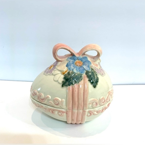 1970's/80s Vintage Ceramic Easter Egg Candy Dish - Picture 1 of 9